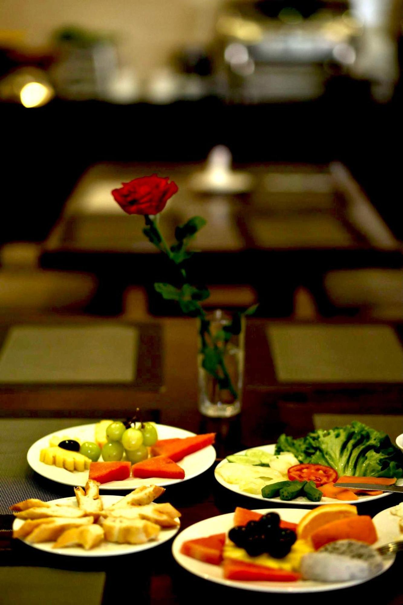Golden Quang Tri Hotel Dong Ha Luaran gambar